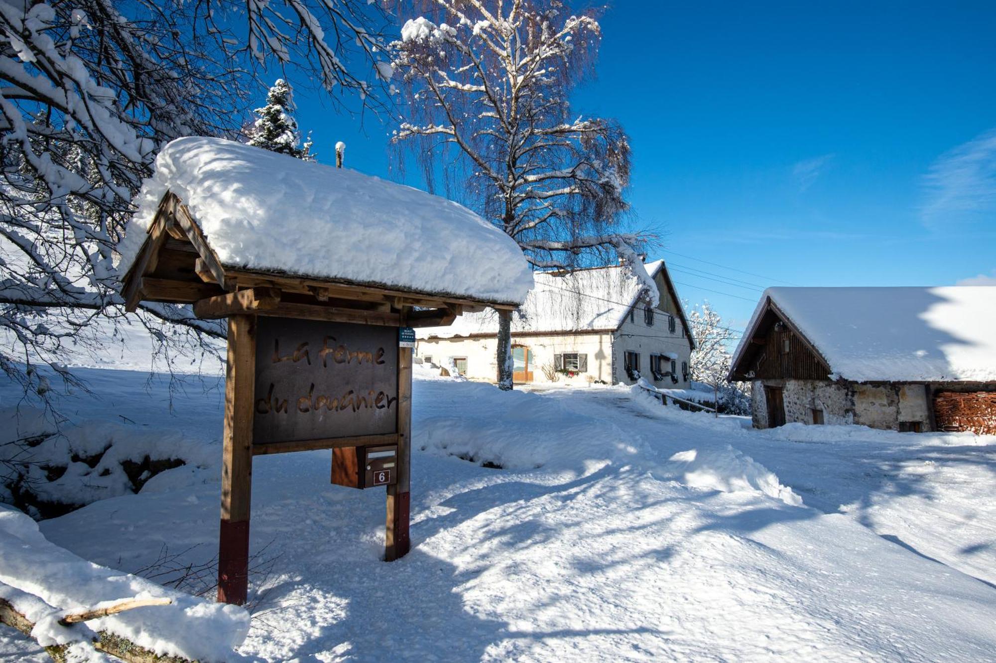 La Ferme Du Douanier & Spa 5 Etoiles All Inclusive Вантрон Екстериор снимка