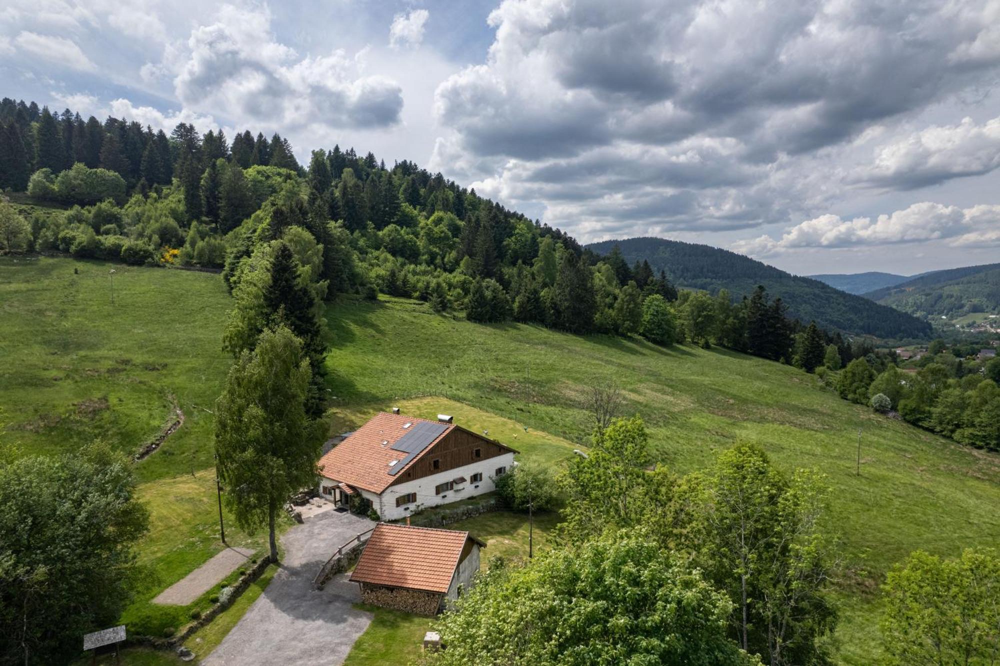 La Ferme Du Douanier & Spa 5 Etoiles All Inclusive Вантрон Екстериор снимка